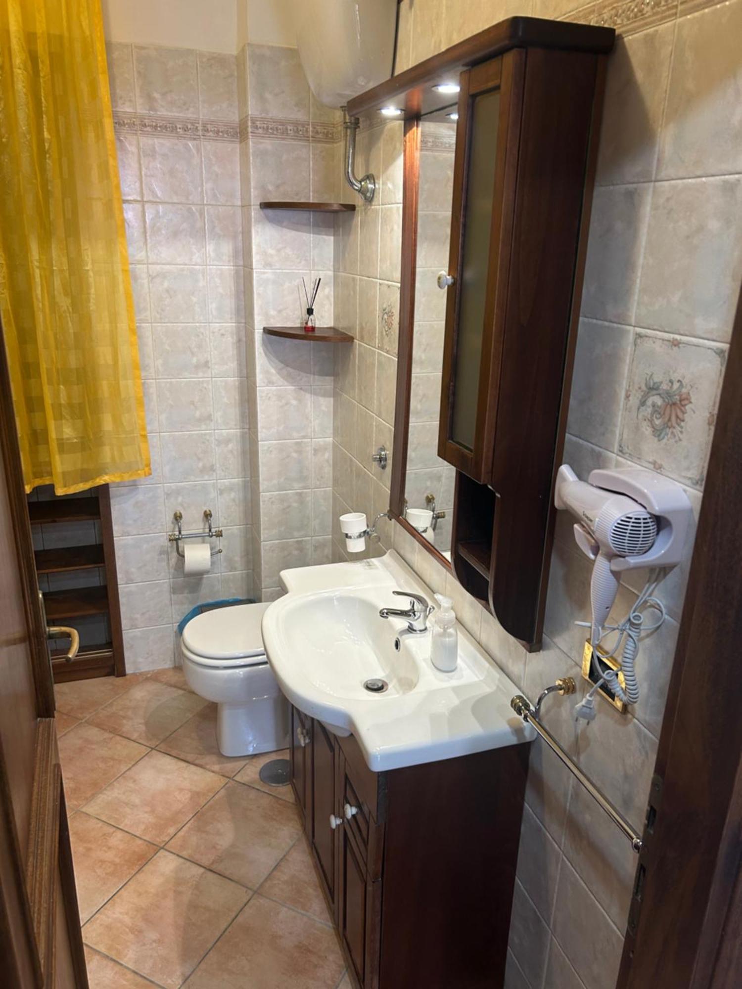 Wonder House Airport Apartment Фиумичино Екстериор снимка