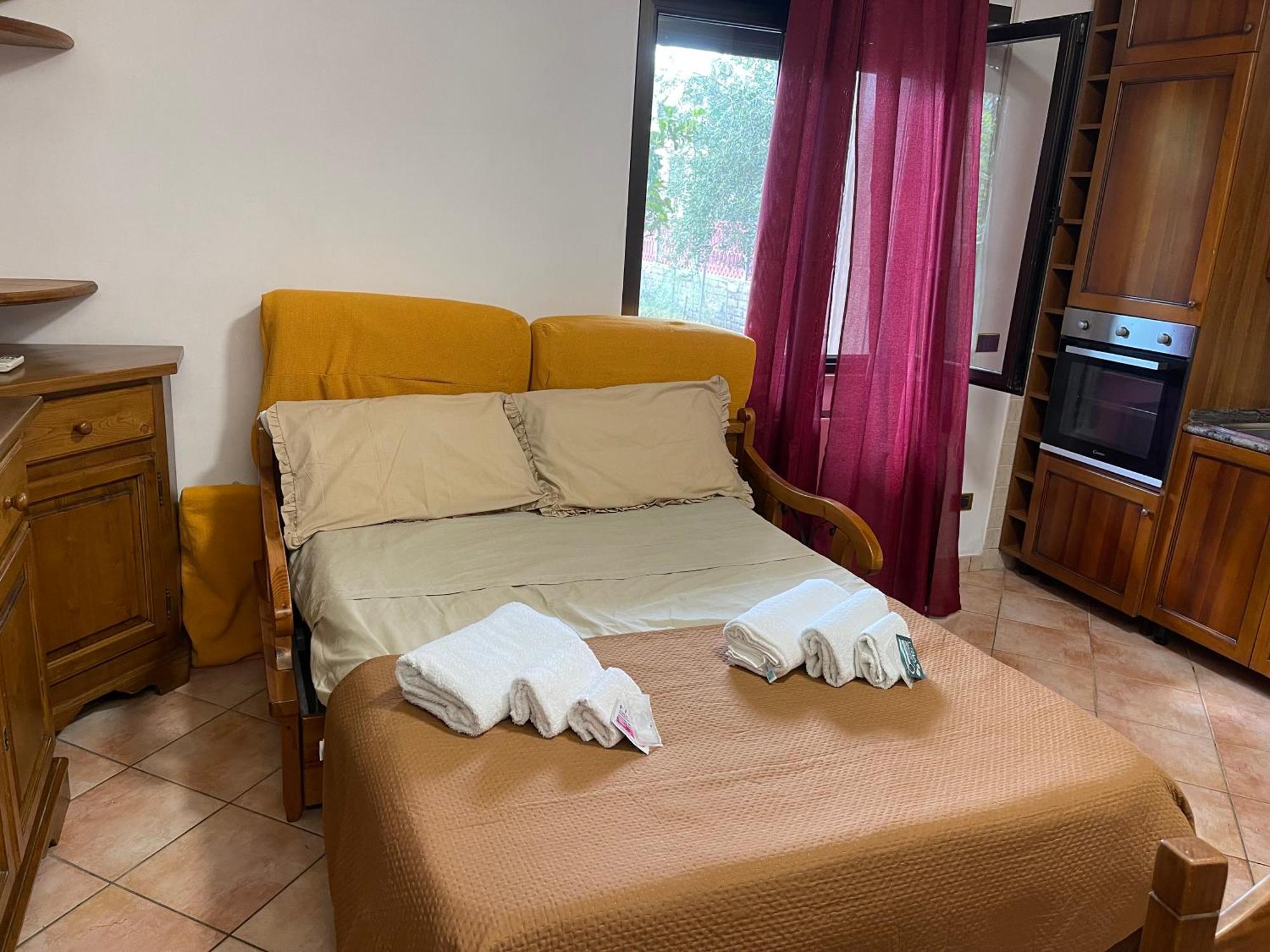 Wonder House Airport Apartment Фиумичино Екстериор снимка
